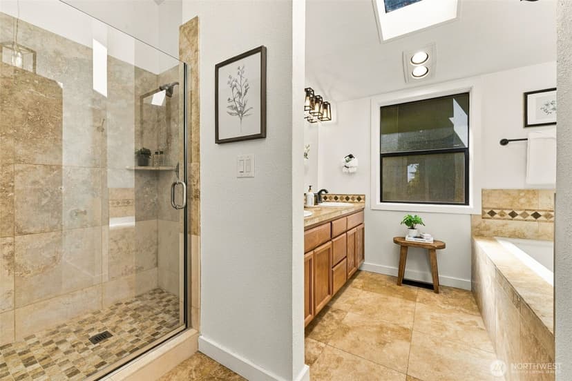 Property photo for 21931 3rd Avenue SE, Bothell photo 24