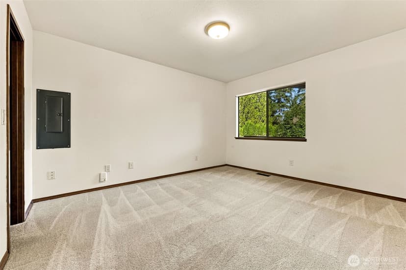 Property photo for 21931 3rd Avenue SE, Bothell photo 32