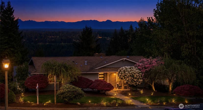 Property photo for 13720 94th Avenue NE, Kirkland photo 36