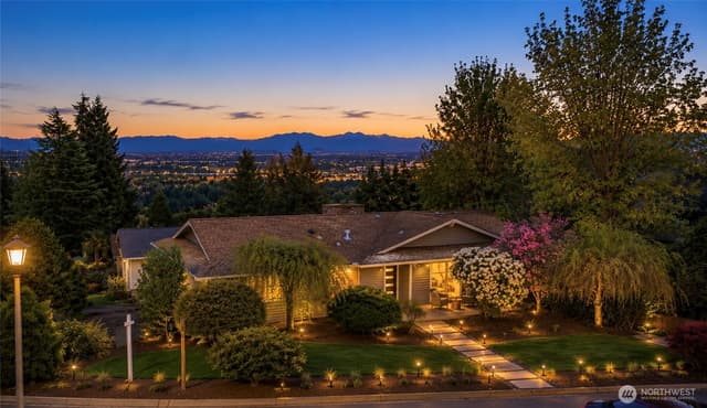 Property photo for 13720 94th Avenue NE, Kirkland