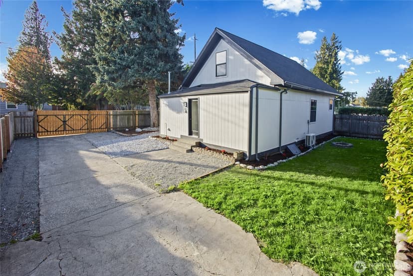 Property photo for 868 S 48th St, Tacoma photo 39