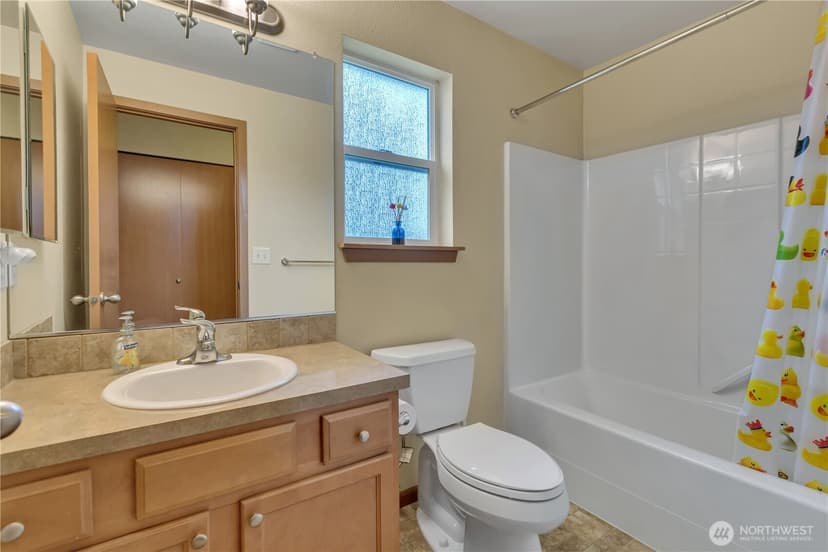 Property photo for 12225 50th Avenue S, Tukwila photo 17
