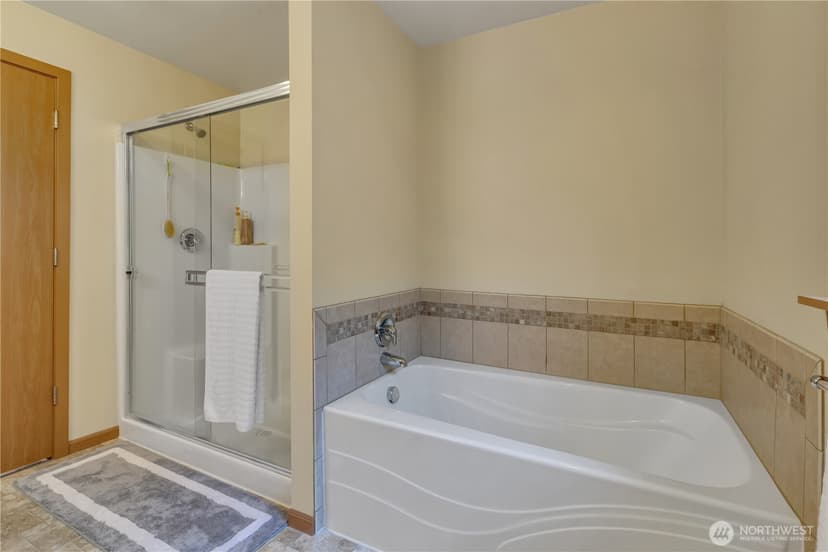 Property photo for 12225 50th Avenue S, Tukwila photo 14