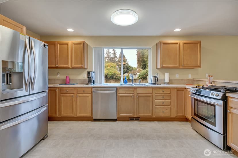 Property photo for 12225 50th Avenue S, Tukwila photo 5