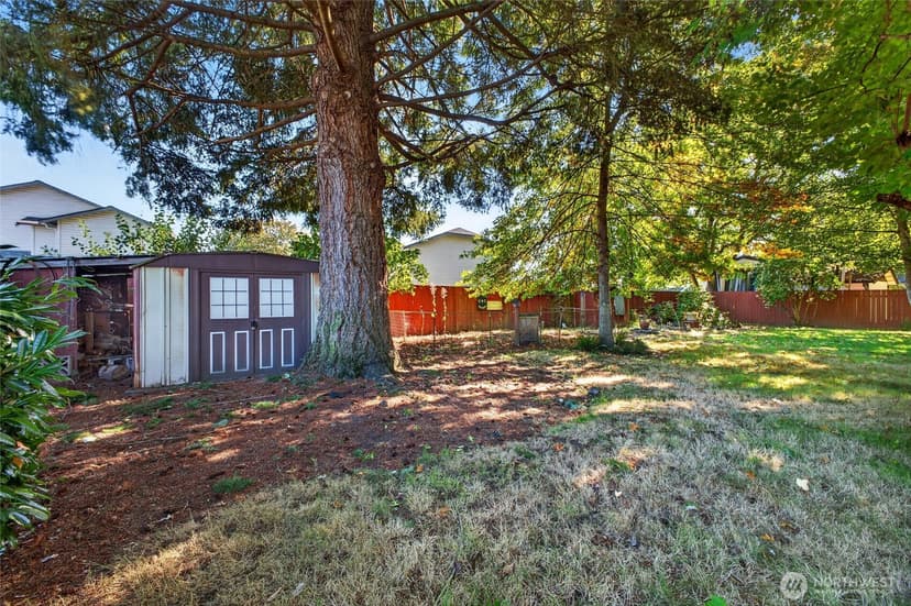 Property photo for 2016 J Street NE, Auburn photo 26