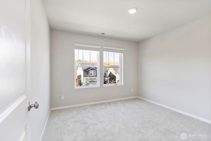Property photo for 5833 Waverly Road SW, Port Orchard photo 19