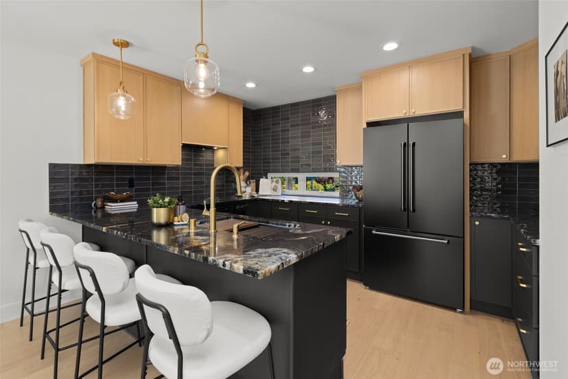 Property photo for 5027 SW Waite Street, Seattle photo 12
