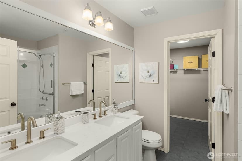Property photo for 3752 257th Avenue SE, Sammamish photo 24