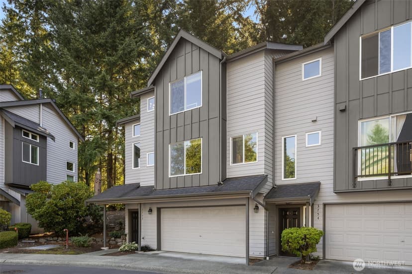 Property photo for 3752 257th Avenue SE, Sammamish photo 3