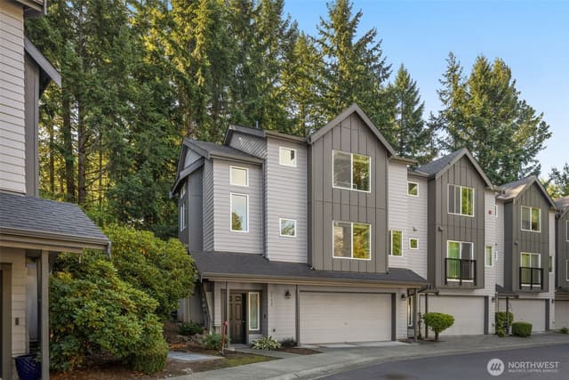 Property photo for 3752 257th Avenue SE, Sammamish photo 4