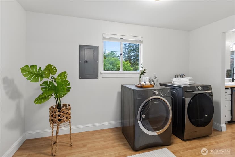 Property photo for 23107 84th Avenue W, Edmonds photo 13
