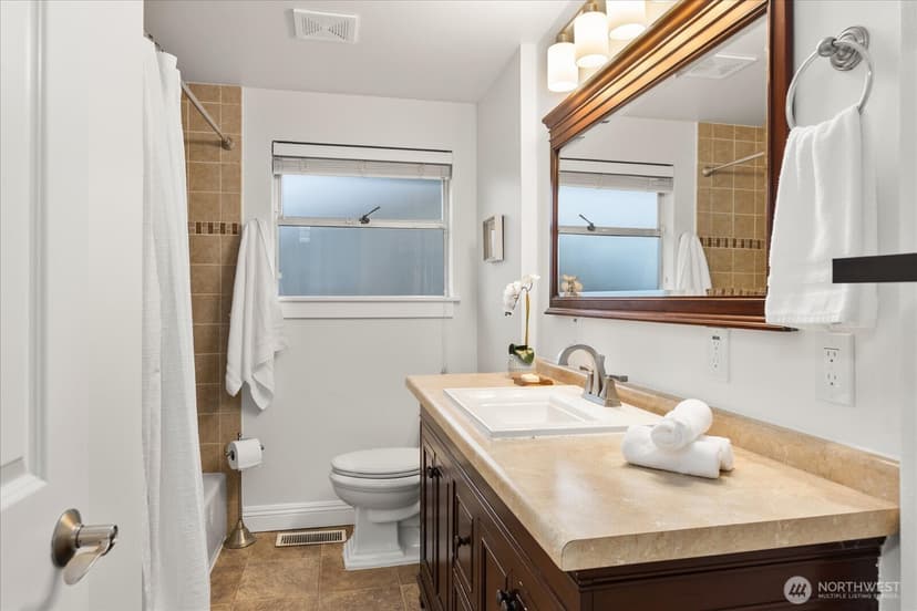 Property photo for 23107 84th Avenue W, Edmonds photo 20