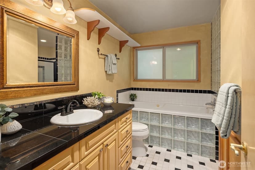 Property photo for 4305 Meander Lane, Langley photo 17
