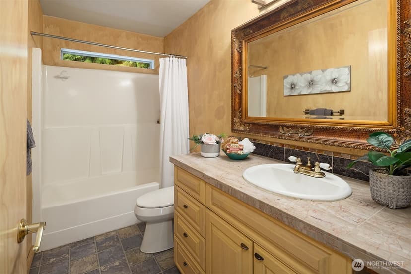 Property photo for 4305 Meander Lane, Langley photo 19