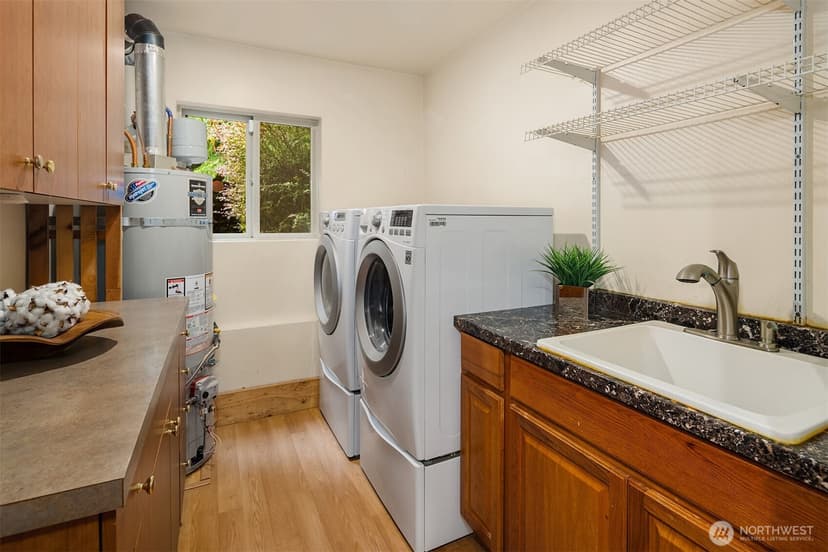 Property photo for 4305 Meander Lane, Langley photo 18