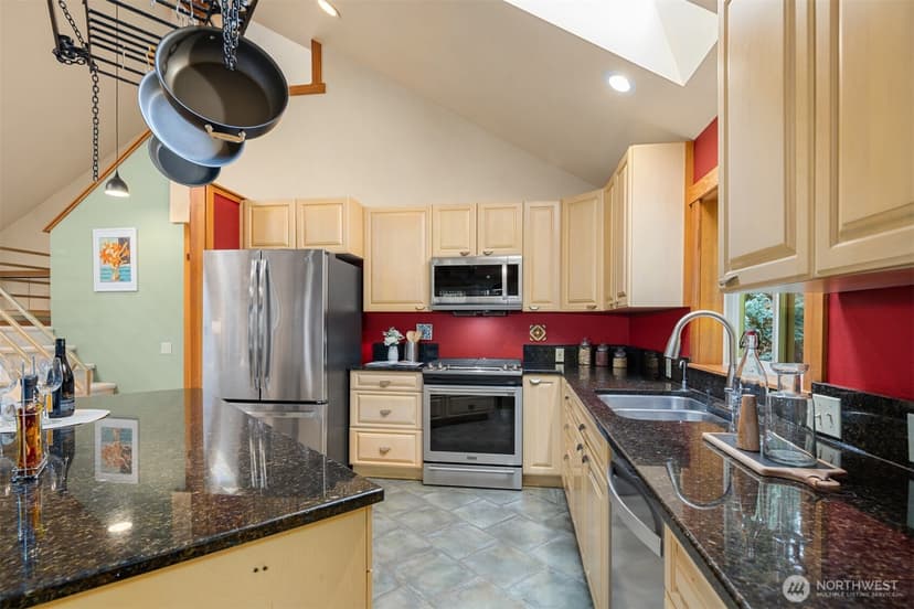 Property photo for 4305 Meander Lane, Langley photo 6