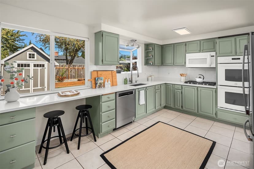 Property photo for 1252 N 172nd Street, Shoreline photo 11