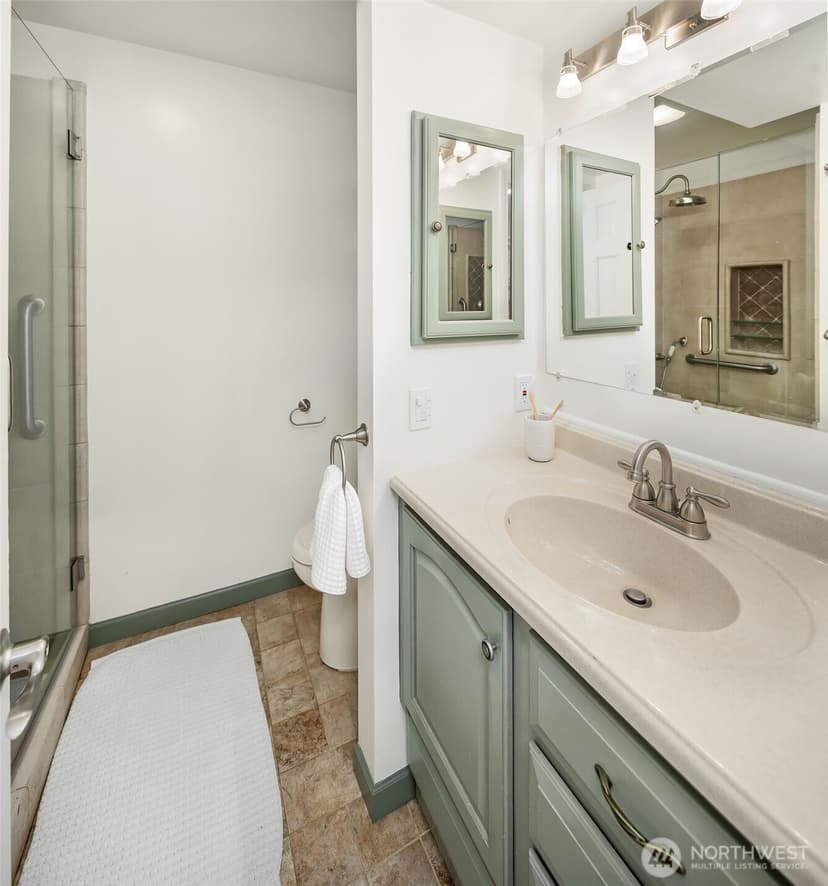 Property photo for 1252 N 172nd Street, Shoreline photo 17