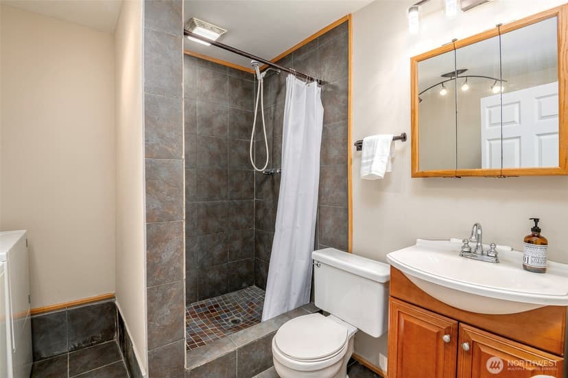 Property photo for 5532 34th Street NE, Tacoma photo 23
