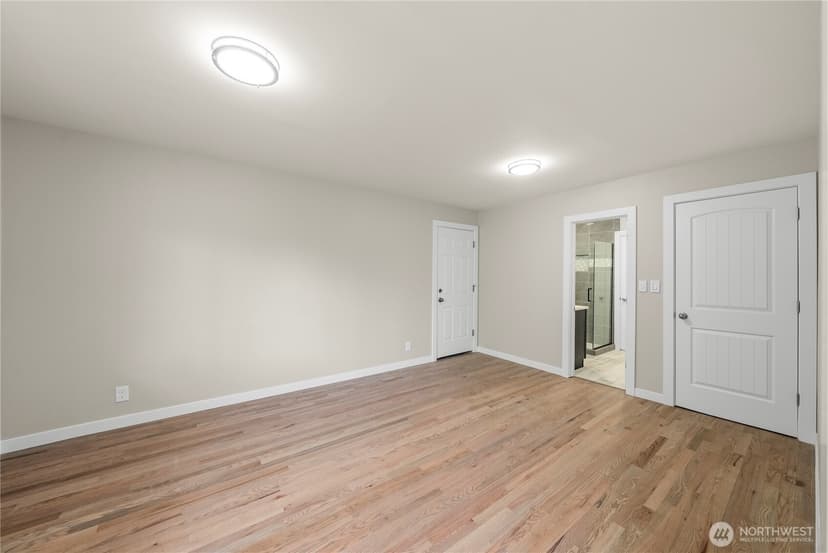 Property photo for 22800 Upper Dorre Don Way SE, Maple Valley photo 18