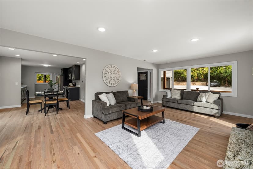 Property photo for 22800 Upper Dorre Don Way SE, Maple Valley photo 9