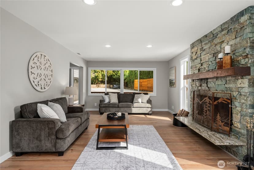 Property photo for 22800 Upper Dorre Don Way SE, Maple Valley photo 6