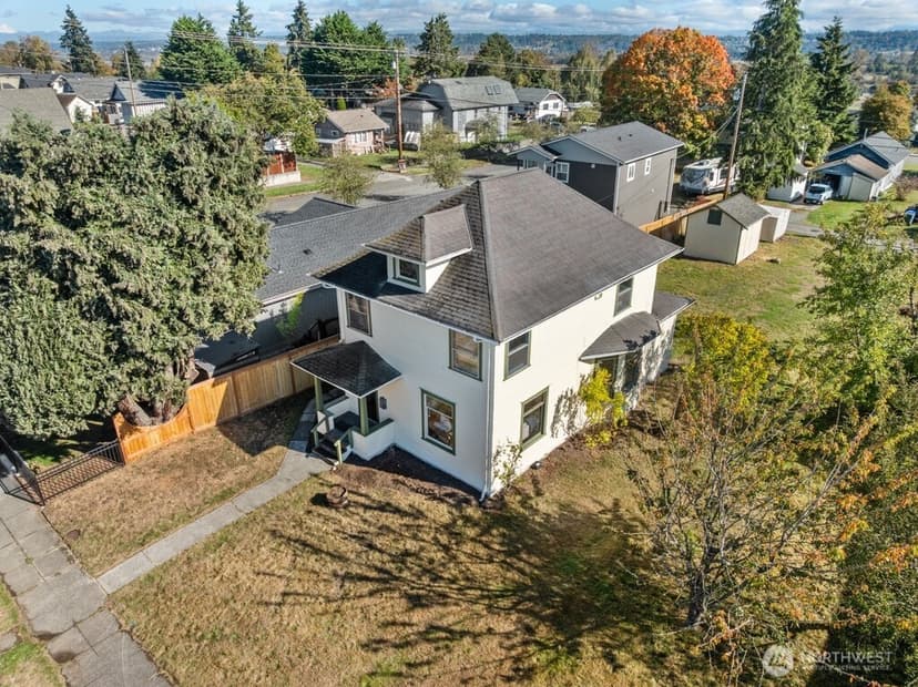 Property photo for 2305 Harrison Avenue, Everett photo 32