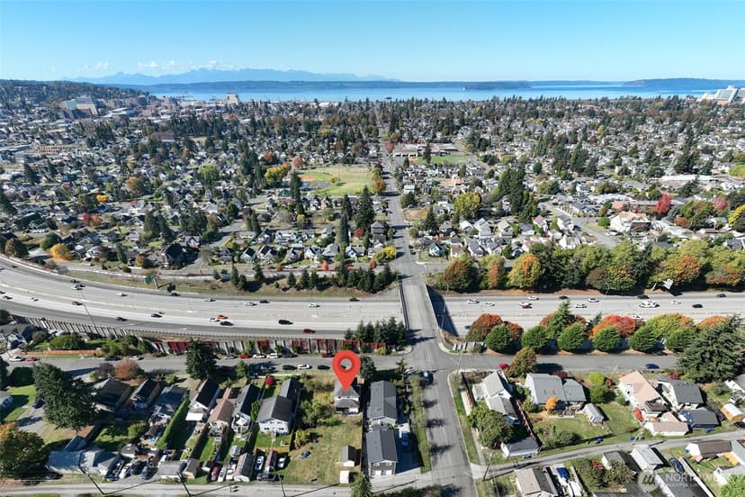 Property photo for 2305 Harrison Avenue, Everett photo 31