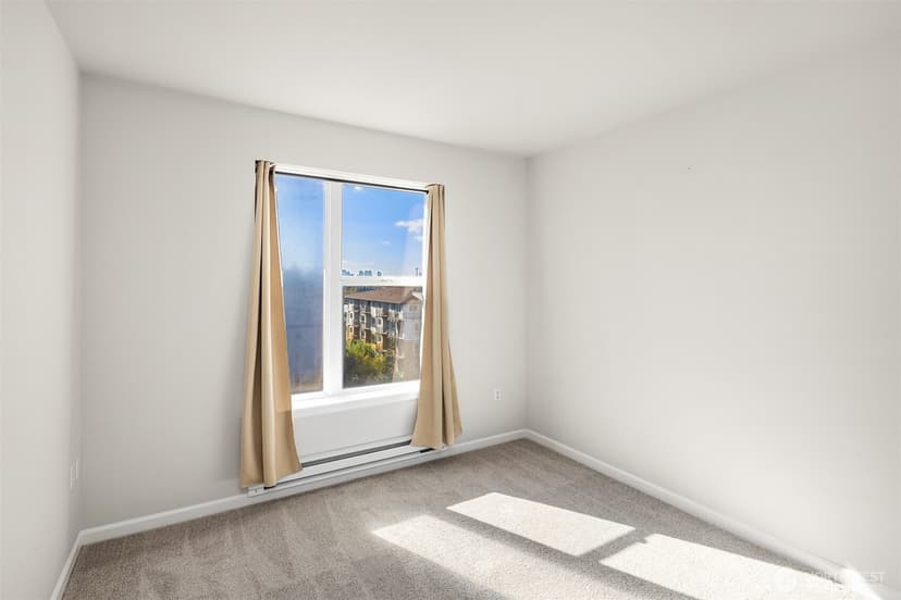 Property photo for 4343 Roosevelt Way NE #601, Seattle photo 14