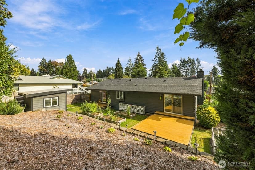 Property photo for 609 109th Avenue SE, Bellevue photo 36