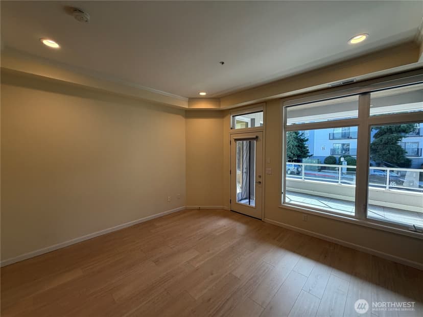Property photo for 520 6th Avenue #1002, Kirkland photo 11