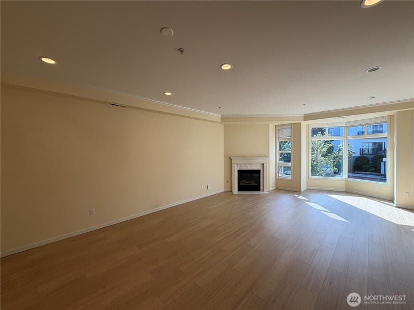 Property photo for 520 6th Avenue #1002, Kirkland photo 9