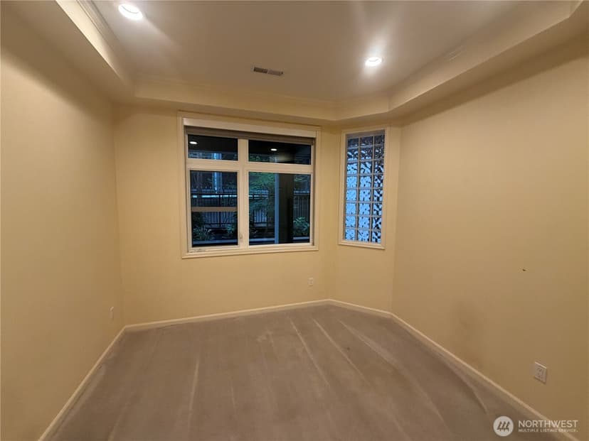 Property photo for 520 6th Avenue #1002, Kirkland photo 15