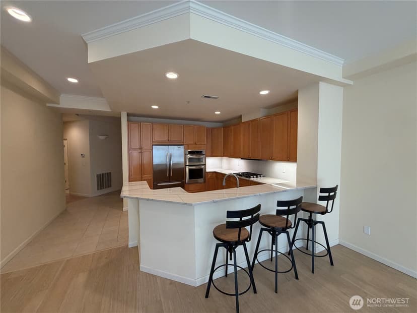 Property photo for 520 6th Avenue #1002, Kirkland photo 14