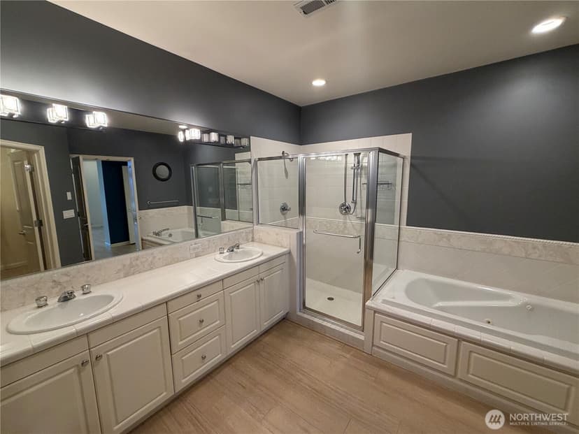 Property photo for 520 6th Avenue #1002, Kirkland photo 10