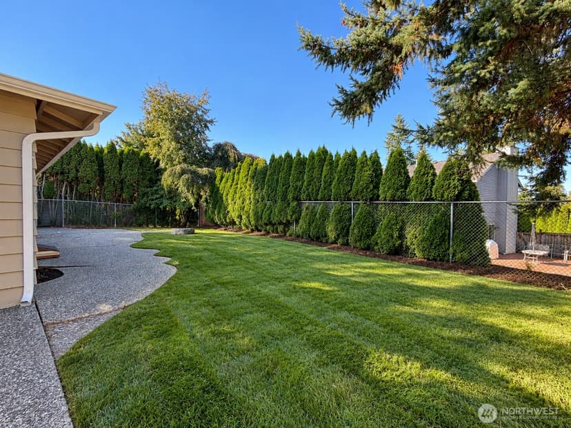 Property photo for 8916 NE 141st Street, Kirkland photo 21