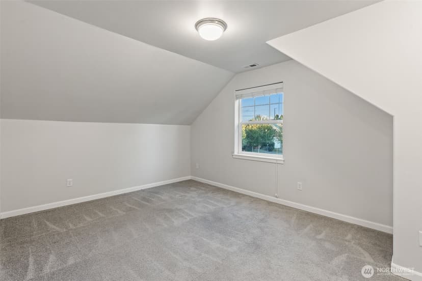 Property photo for 9125 174th Street E, Puyallup photo 34