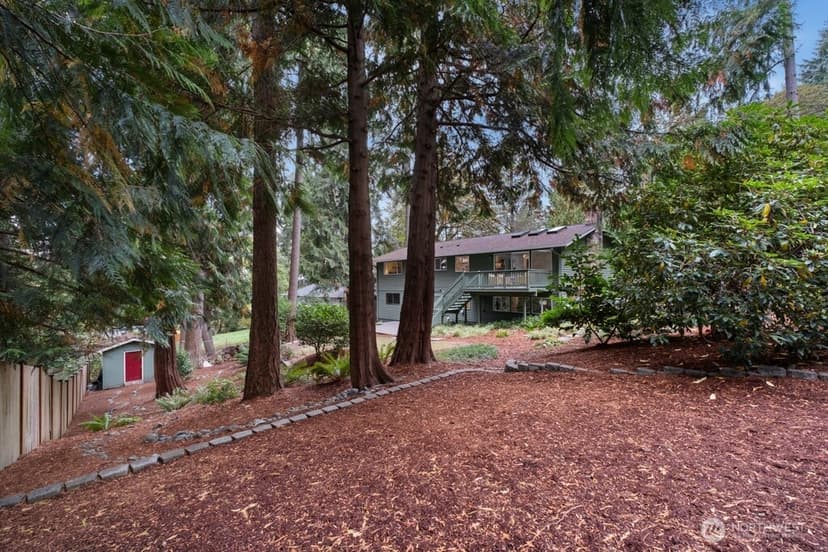 Property photo for 16817 NE 91st Street, Redmond photo 28