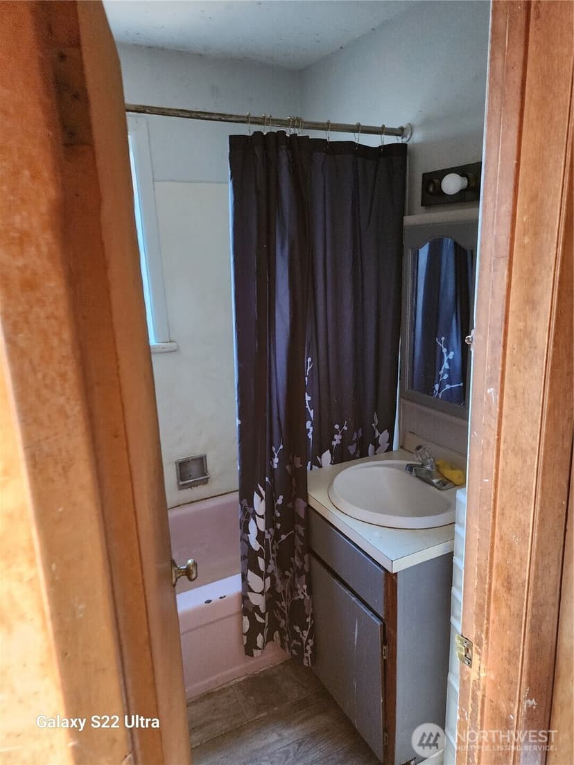 Property photo for 923 24th Avenue S, Seattle photo 19