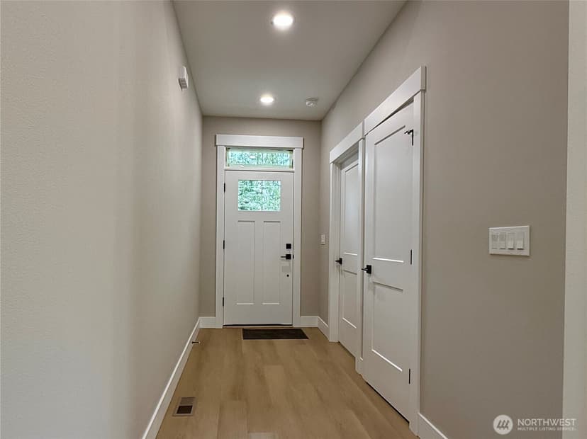 Property photo for 870 Mount Olympus Avenue SE, Ocean Shores photo 15