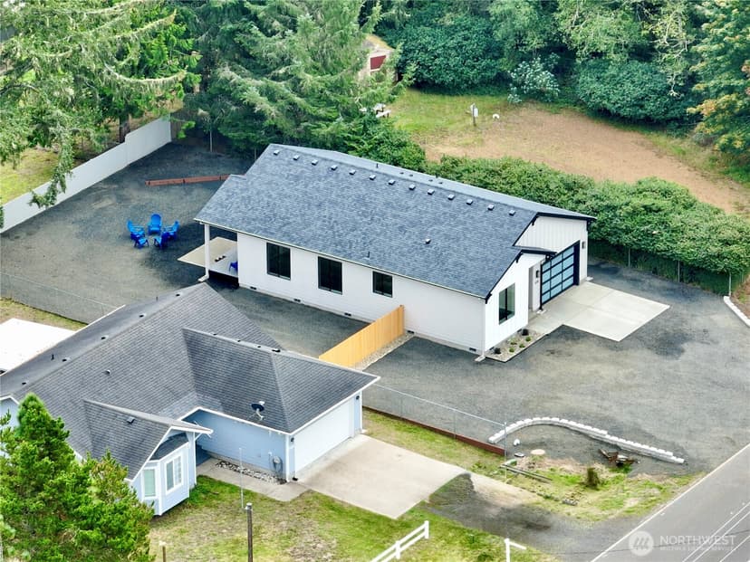 Property photo for 870 Mount Olympus Avenue SE, Ocean Shores photo 7