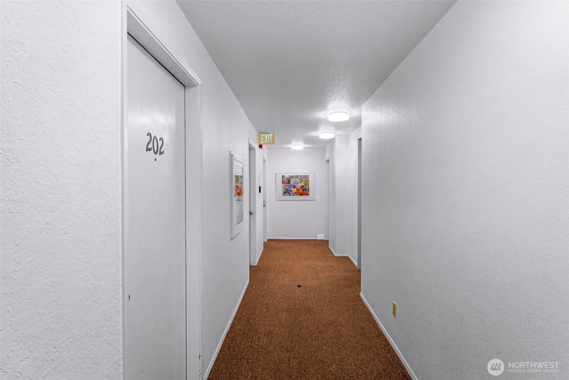Property photo for 12035 32nd Avenue NE #202, Seattle photo 20