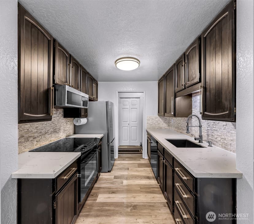 Property photo for 12035 32nd Avenue NE #202, Seattle photo 12