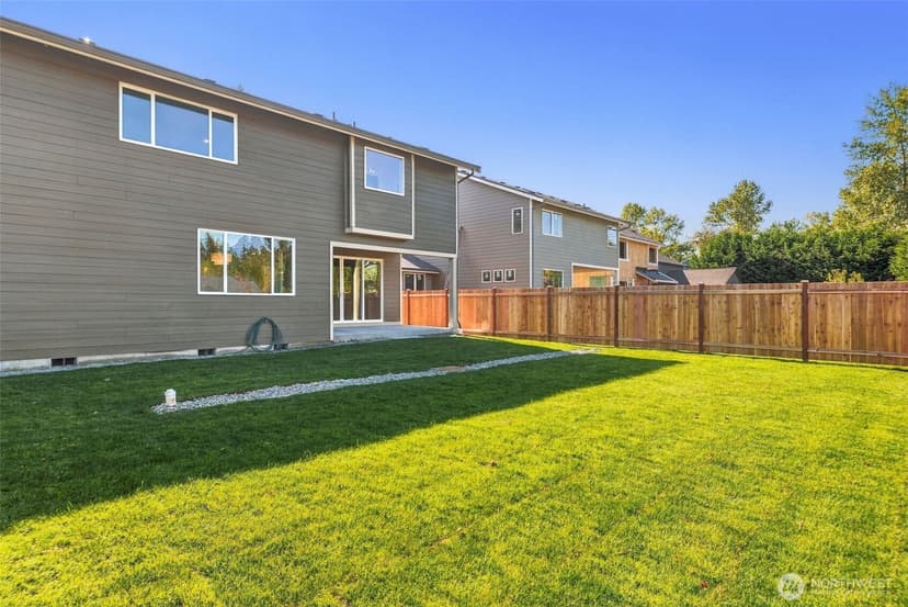Property photo for 1013 126th Street Ct E, Tacoma photo 15