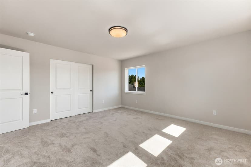 Property photo for 1013 126th Street Ct E, Tacoma photo 31
