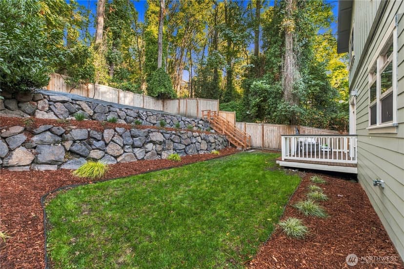 Property photo for 2320 12th Avenue S, Seattle photo 24