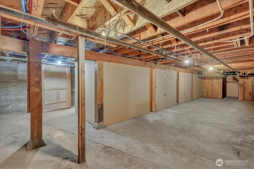Property photo for 3221 W McGraw Street, Seattle photo 21