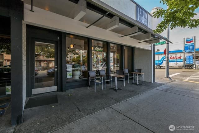 Property photo for 3221 W McGraw Street, Seattle photo 5