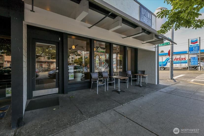 Property photo for 3221 W McGraw Street, Seattle photo 5