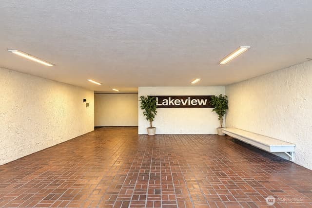Property photo for 6702 139th Avenue NE #753, Redmond photo 4
